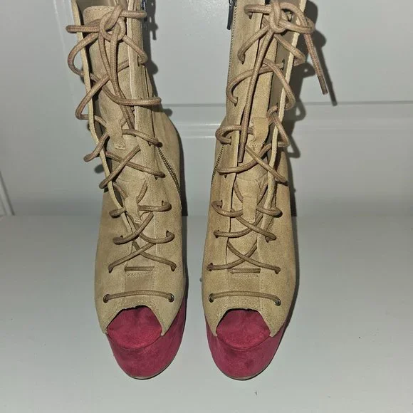 Dolce Vita 8 Bootie - Picture 5 of 12